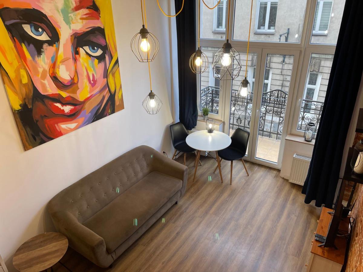 Urokliwy Loft W Ncl Kamienica Vabank Nr 18 Apartment Lodz  Luaran gambar